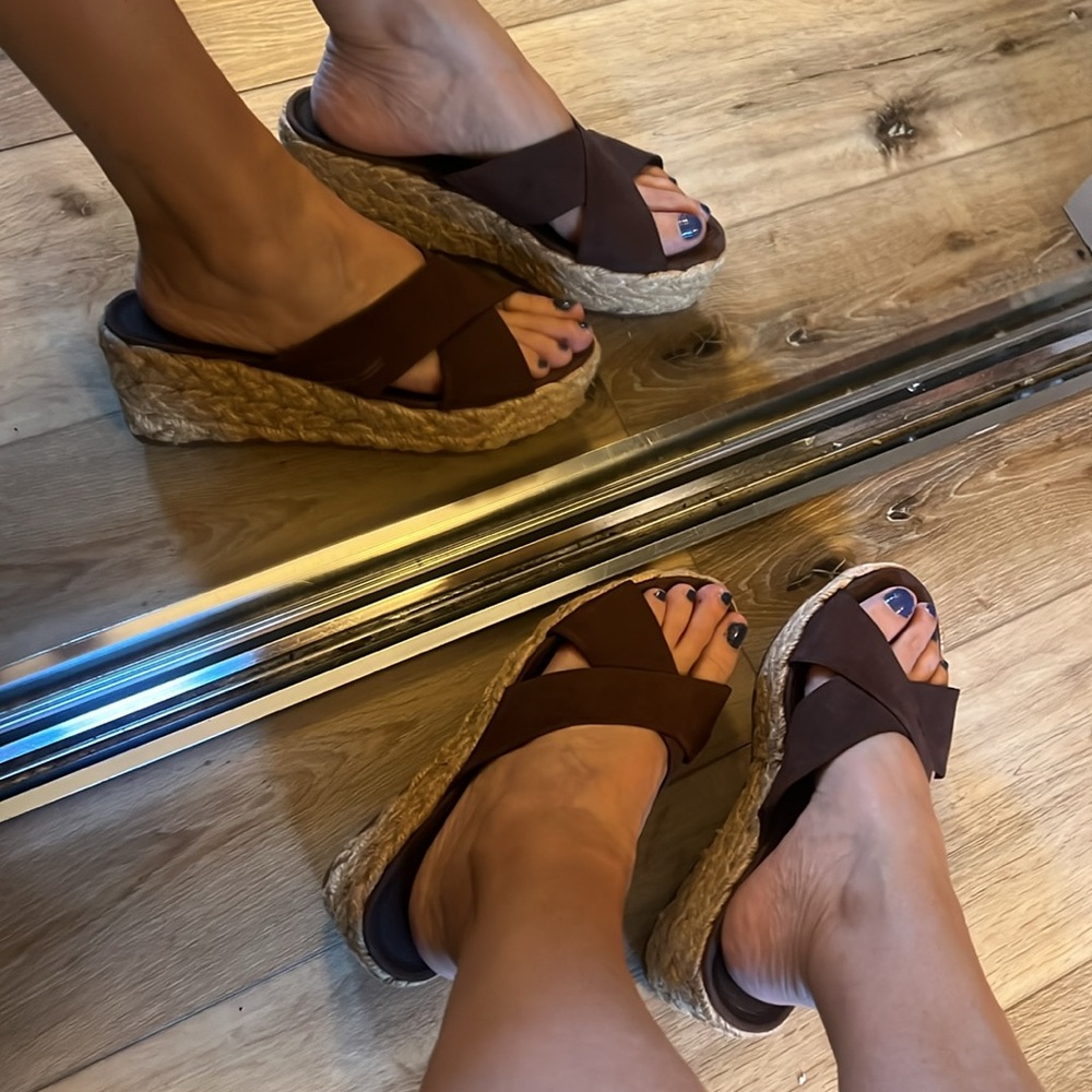 Michael Kors, size 9, Brown Wedge Espadrille Wedge Sandals - Picture 8 of 13